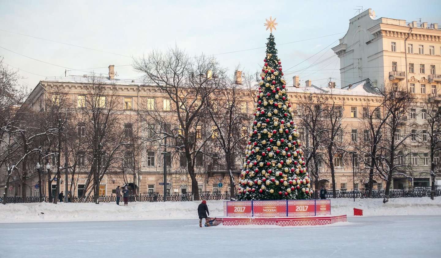 чистые пруды зимой москва